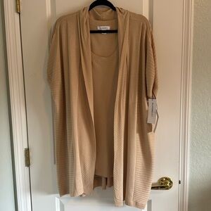 NWT Liz Claiborne 2 pc champagne lightweight sweater set